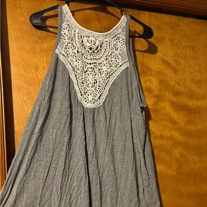 Maurice’s tank top